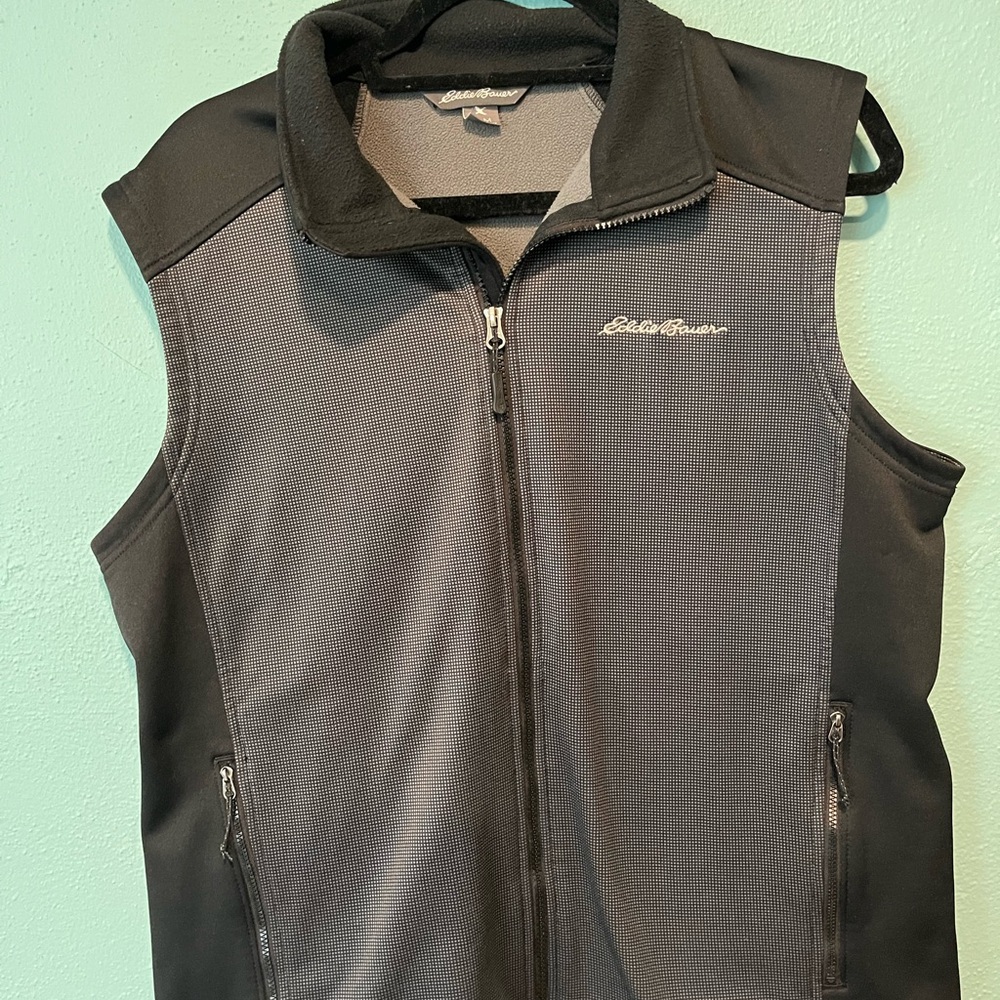 Eddie Bauer Charcoal and Ebony Fleece Vest